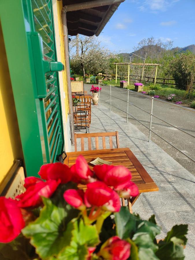 Il Giardino Dei Pavoni Hotel Soviore ภายนอก รูปภาพ